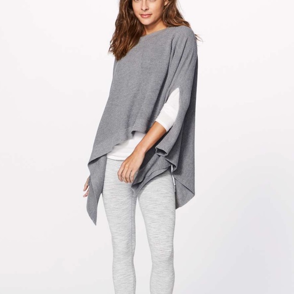 NWOT Lululemon Forward Flow Cape - Picture 1 of 4